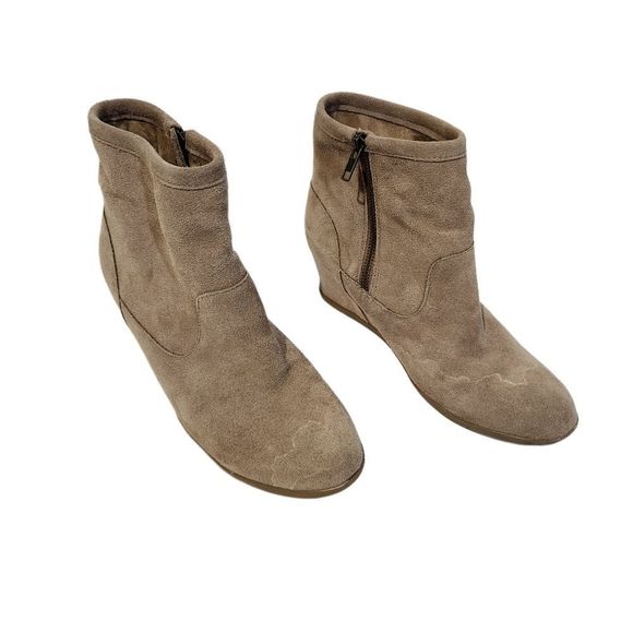 Minnetonka wedge  heel boots used size 9.5 - Picture 1 of 12